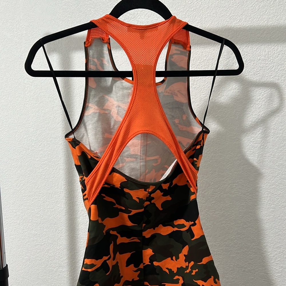 Dress - Picture 5 of 9